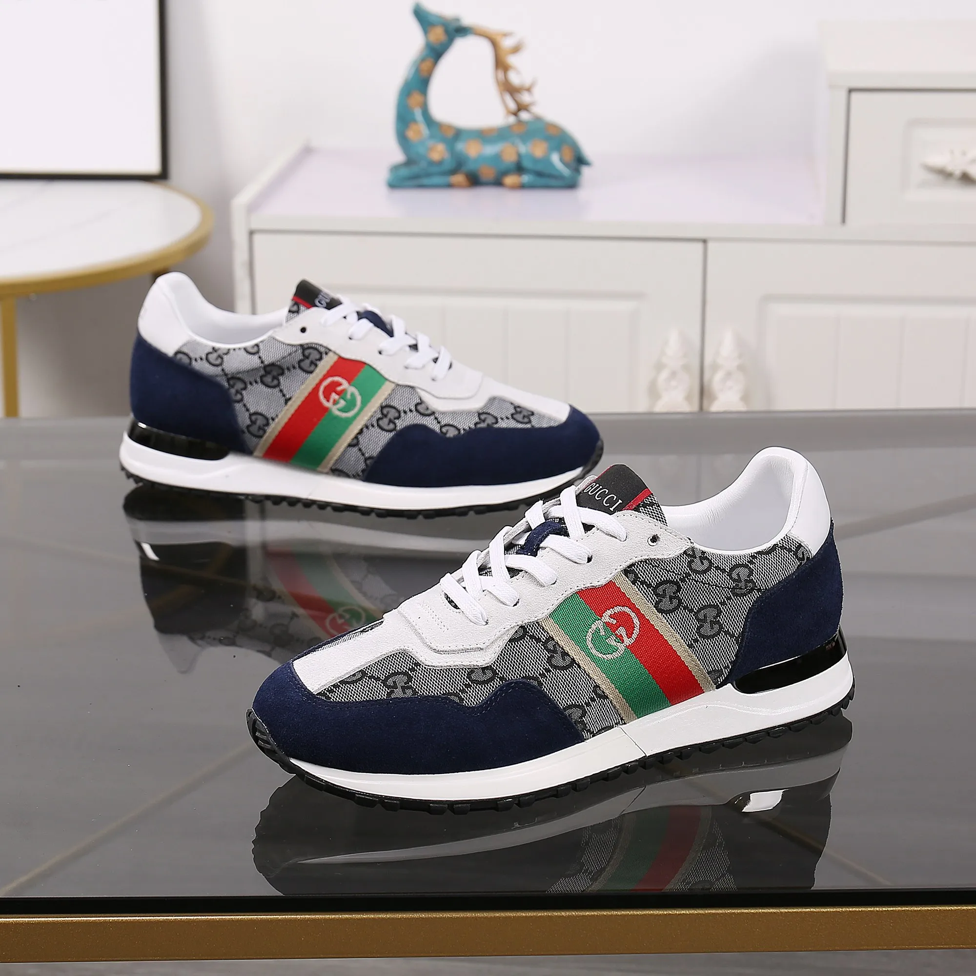 Factory price: 400💰New model is here again! [Gucci Sports Men's Shoes] Gucci fashionable casual men's shoes🇨🇳Original 1:1 mold, new model debuts first💯Not high-profile but avant-garde, simple, low-key and fashionable, super versatile style🌿Made of original cowhide➕Sheepskin lining🎋The version is comfortable on the feet, first-class workmanship🍍Number: 38-44, customized 45